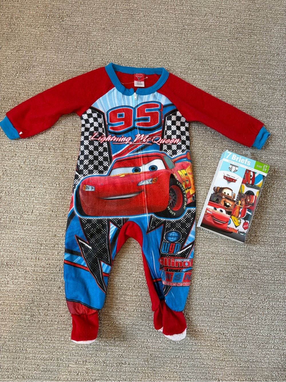 NWOT “CARS”  BUNDLE FLEECE SLEEPER  AND  7 PAIR CARS UNDERWEAR 2T-3T